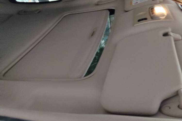 Used Ford Mondeo 2011 2.0L GTDi 200 Fashion Edition Headliner