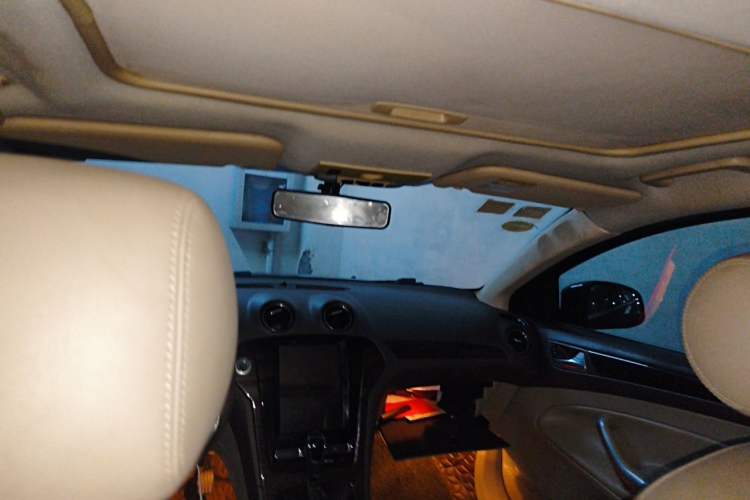 Used Ford Mondeo 2011 2.3L Luxury Model Headliner