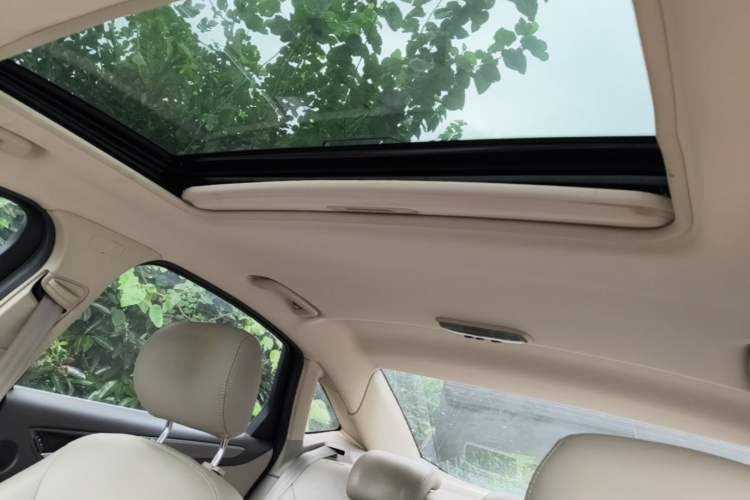 Used Ford Mondeo 2011 2.3L Fashion Edition Headliner
