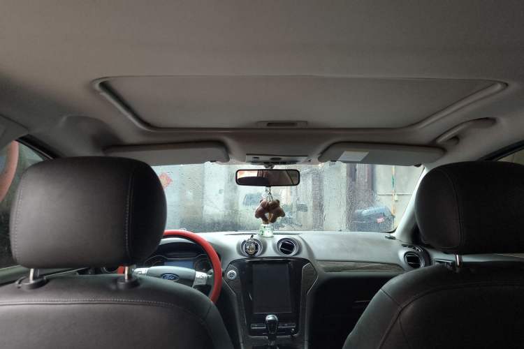 Used Ford Mondeo 2011 2.0L GTDi 200 Luxury Edition Headliner