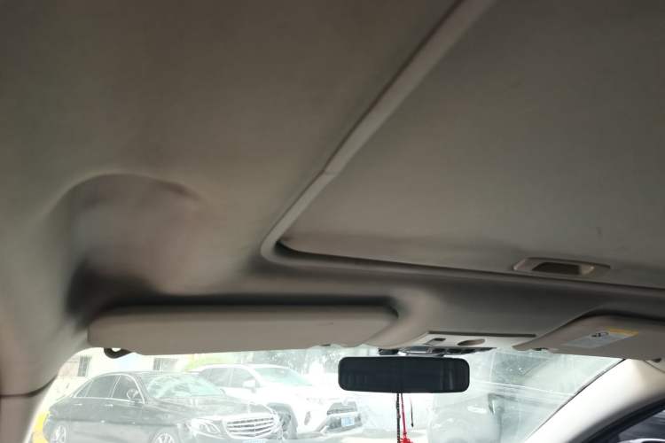 Used Ford Mondeo 2011 2.0L GTDi 200 Luxury Edition Headliner