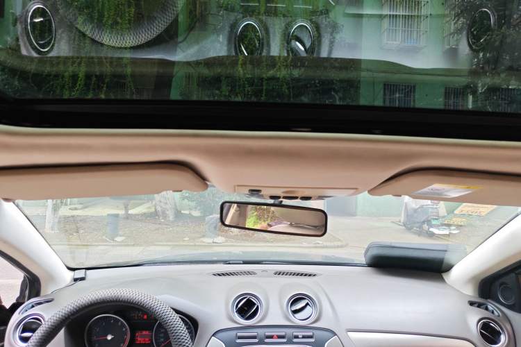 Used Ford Mondeo 2011 2.3L Fashion Edition Headliner