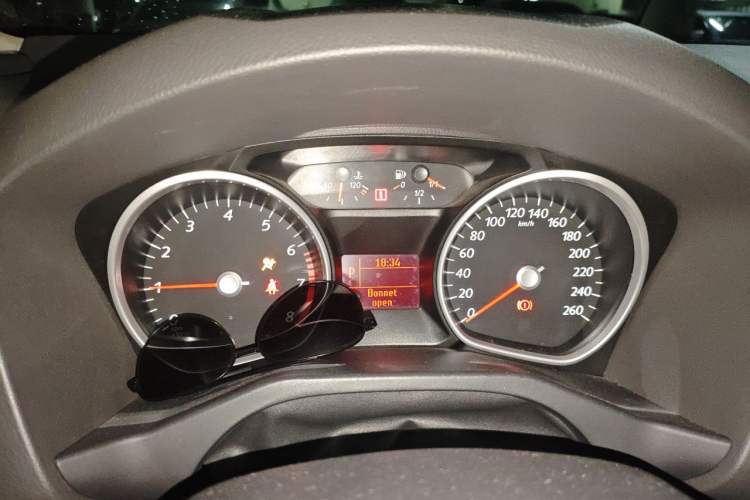 Used Ford Mondeo 2011 2.3L Fashion Edition Instrument Cluster