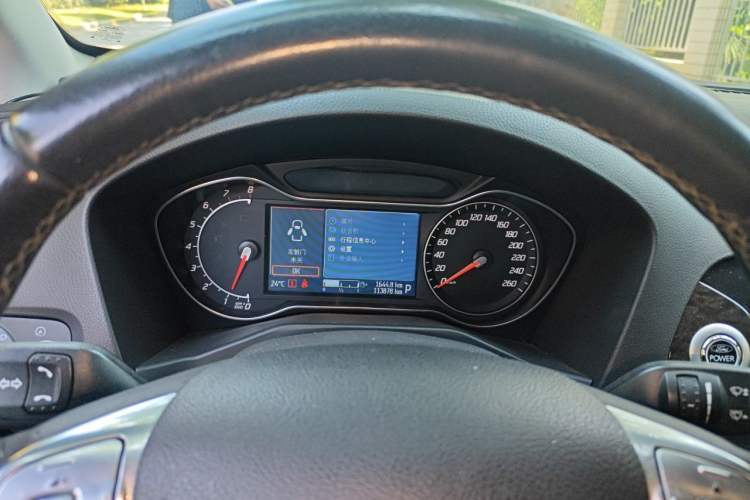 Used Ford Mondeo 2011 2.0L GTDi 200 Luxury Edition Instrument Cluster