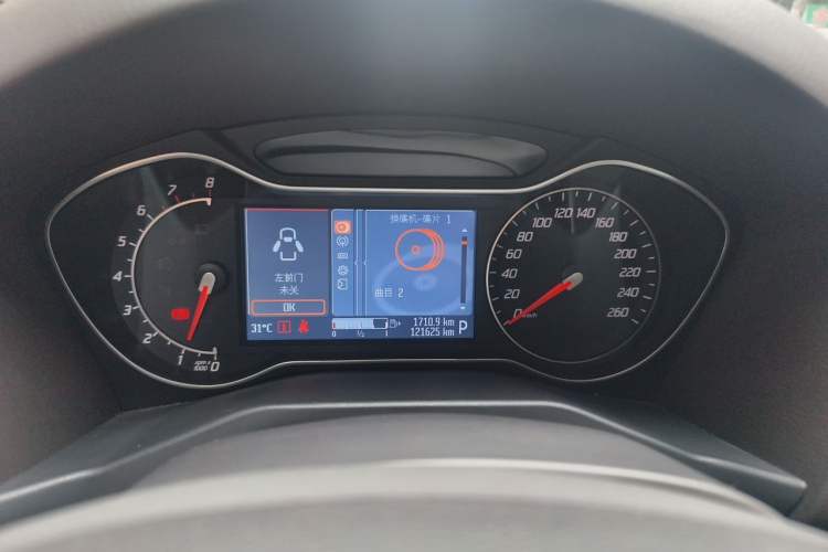 Used Ford Mondeo 2011 2.0L GTDi 200 Fashion Edition Instrument Cluster