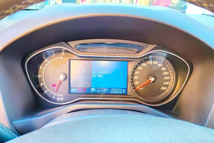 Used Ford Mondeo 2011 2.0L GTDi 200 Fashion Edition Instrument Cluster