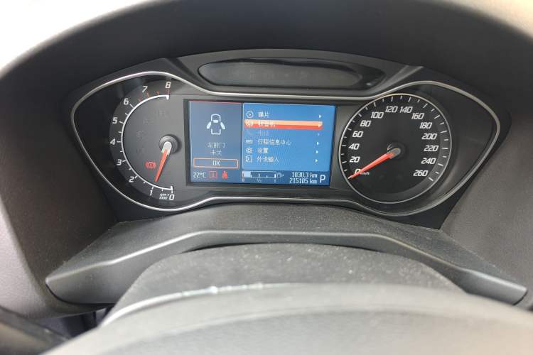 Used Ford Mondeo 2011 2.0L GTDi 200 Luxury Edition Instrument Cluster