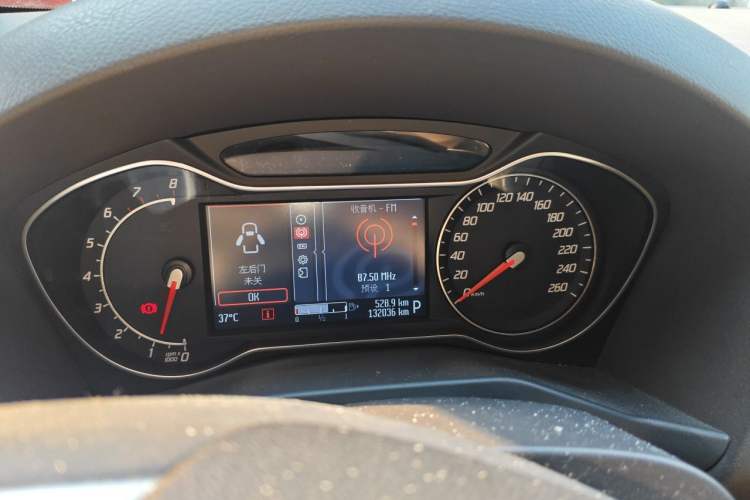 Used Ford Mondeo 2011 2.0L GTDi 200 Fashion Edition Instrument Cluster