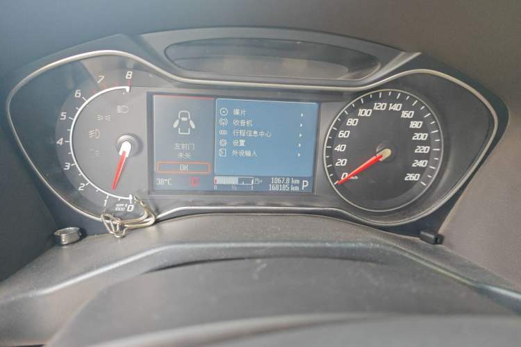 Used Ford Mondeo 2011 2.0L GTDi 200 Luxury Edition Instrument Cluster