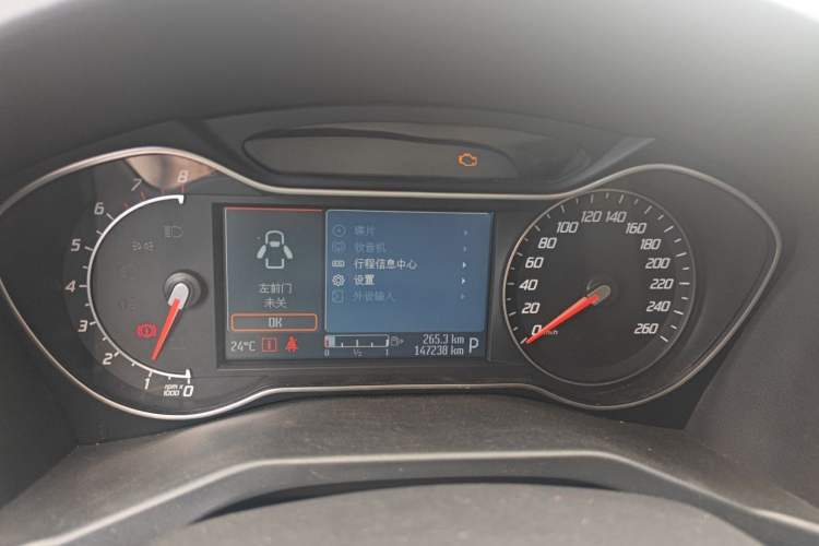Used Ford Mondeo 2011 2.0L GTDi 200 Luxury Edition Instrument Cluster