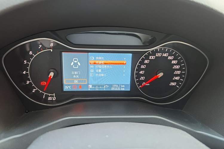 Used Ford Mondeo 2011 2.0L GTDi 200 Fashion Edition Instrument Cluster