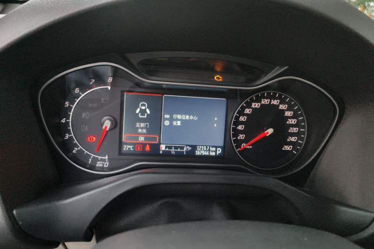 Used Ford Mondeo 2011 2.0L GTDi 200 Fashion Edition Instrument Cluster