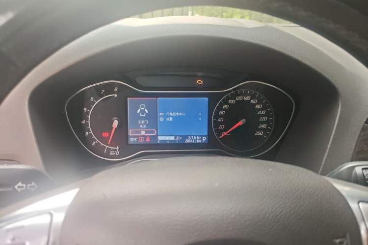 Used Ford Mondeo 2011 2.0L GTDi 200 Fashion Edition Instrument Cluster