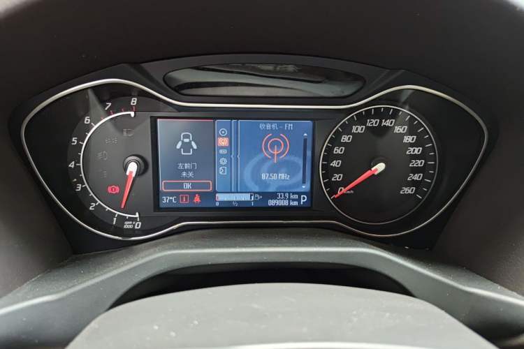 Used Ford Mondeo 2011 2.0L GTDi 200 Fashion Edition Instrument Cluster
