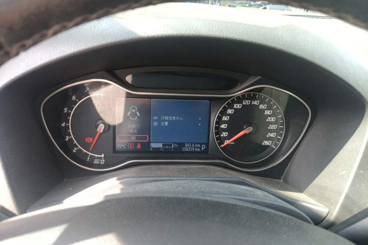 Used Ford Mondeo 2011 2.0L GTDi 200 Luxury Edition Instrument Cluster