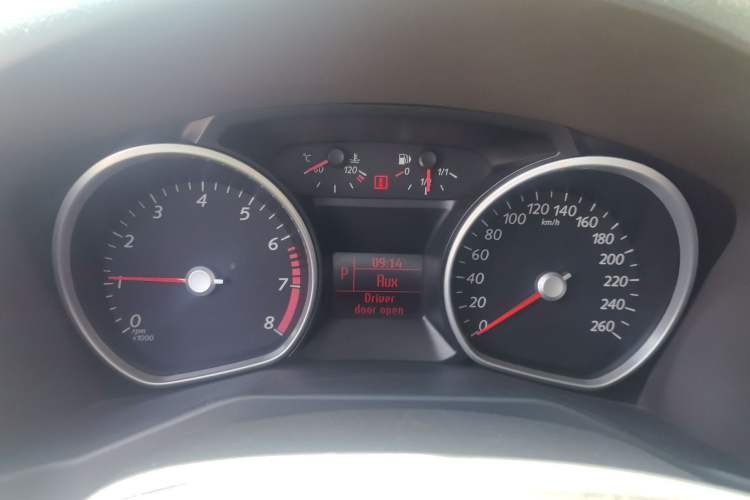Used Ford Mondeo 2011 2.3L Fashion Edition Instrument Cluster