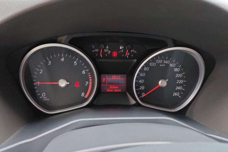 Used Ford Mondeo 2011 2.3L Fashion Edition Instrument Cluster