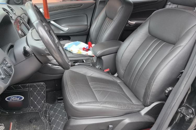 Used Ford Mondeo 2011 2.0L GTDi 200 Luxury Edition Left Front Seat