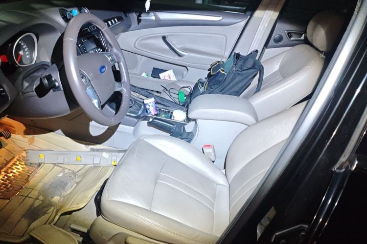 Used Ford Mondeo 2011 2.3L Fashion Edition Left Front Seat