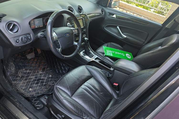 Used Ford Mondeo 2011 2.0L GTDi 200 Luxury Edition Left Front Seat