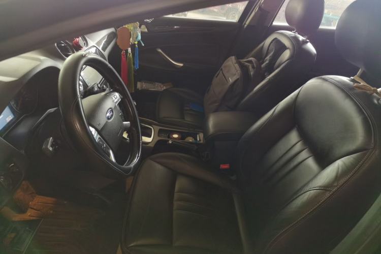 Used Ford Mondeo 2011 2.0L GTDi 200 Luxury Edition Left Front Seat