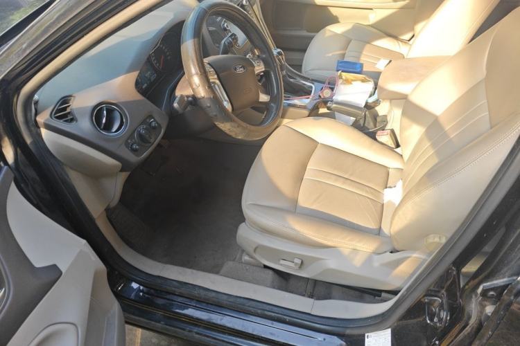 Used Ford Mondeo 2011 2.0L GTDi 200 Fashion Edition Left Front Seat