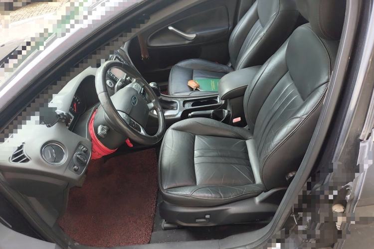 Used Ford Mondeo 2011 2.0L GTDi 200 Luxury Edition Left Front Seat