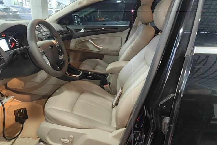 Used Ford Mondeo 2011 2.0L GTDi 200 Fashion Edition Left Front Seat