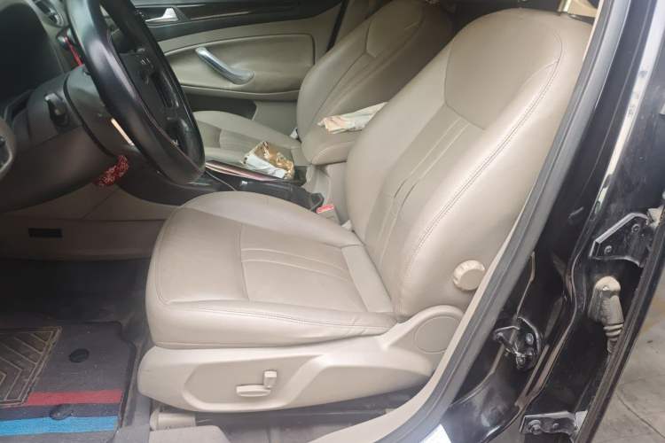 Used Ford Mondeo 2011 2.0L GTDi 200 Fashion Edition Left Front Seat