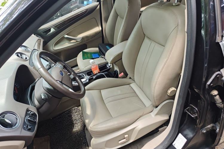 Used Ford Mondeo 2011 2.0L GTDi 200 Fashion Edition Left Front Seat