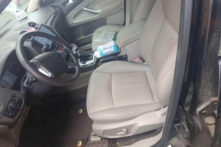 Used Ford Mondeo 2011 2.0L GTDi 200 Fashion Edition Left Front Seat