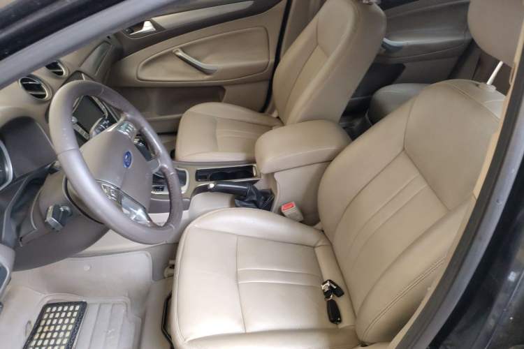 Used Ford Mondeo 2011 2.3L Fashion Edition Left Front Seat