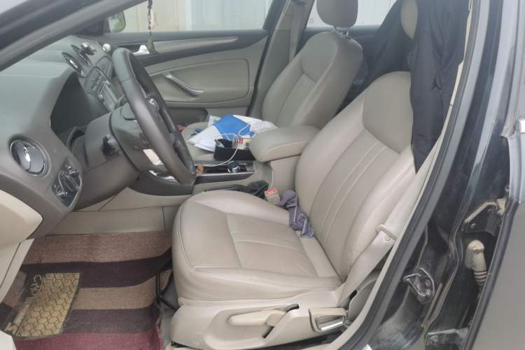 Used Ford Mondeo 2011 2.3L Fashion Edition Left Front Seat