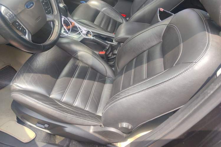 Used Ford Mondeo 2011 2.0L GTDi240 Luxury Sport Edition Left Front Seat