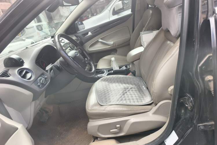 Used Ford Mondeo 2011 2.0L GTDi240 Ultimate Edition Left Front Seat