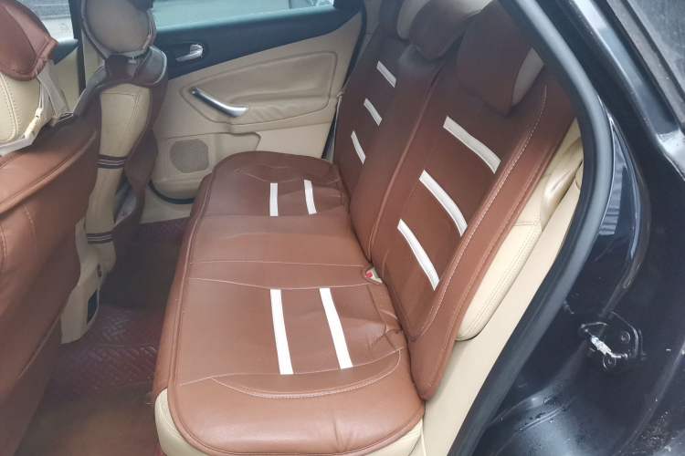 Used Ford Mondeo  Left Rear Seat