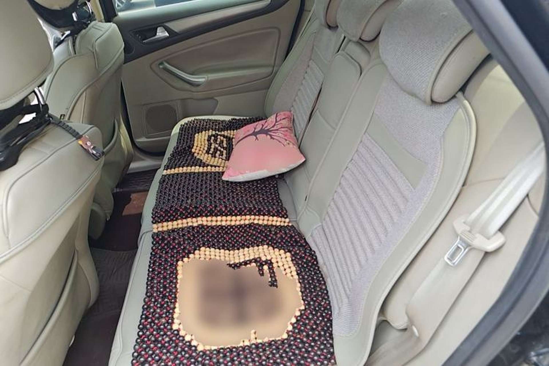 Used Ford Mondeo 2011 2.3L Fashion Edition Left Rear Seat