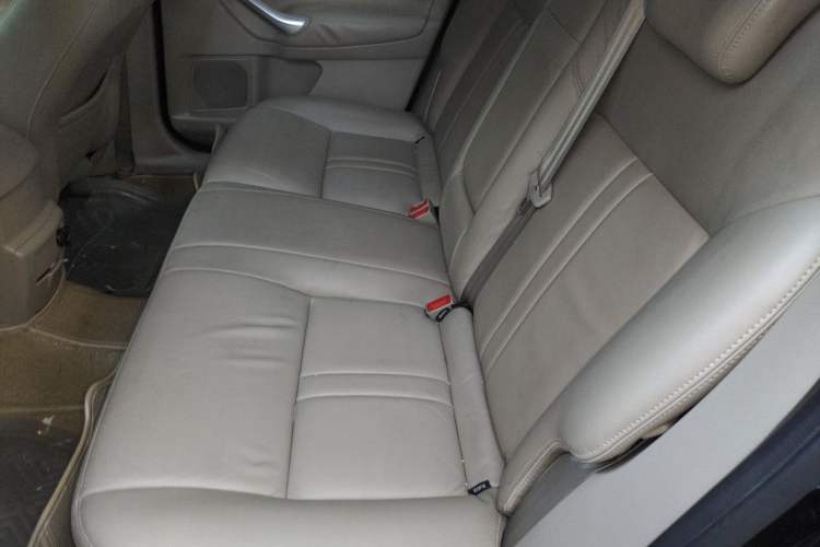 Used Ford Mondeo 2011 2.0L GTDi 200 Fashion Edition Left Rear Seat