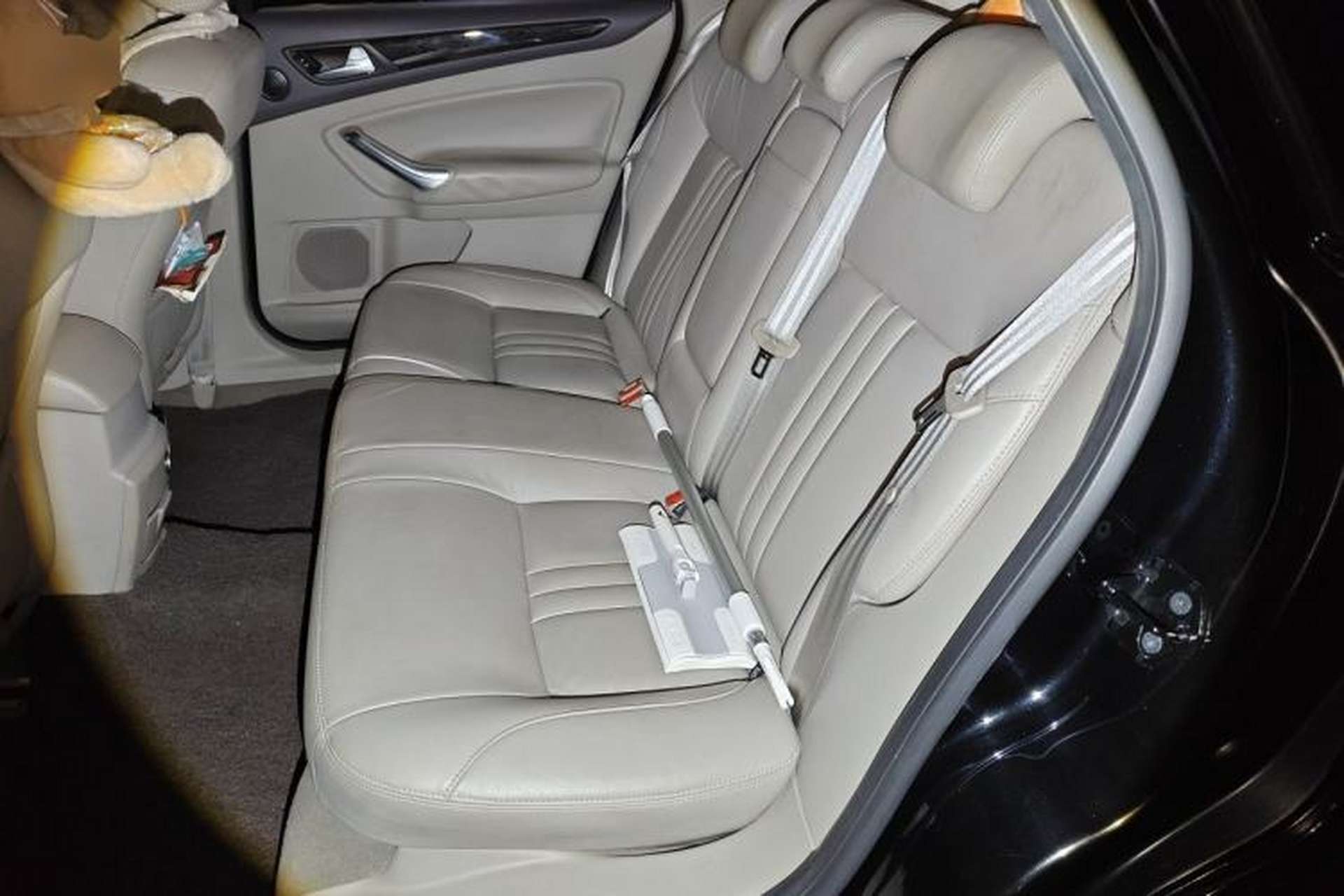 Used Ford Mondeo 2011 2.0L GTDi 200 Luxury Edition Left Rear Seat