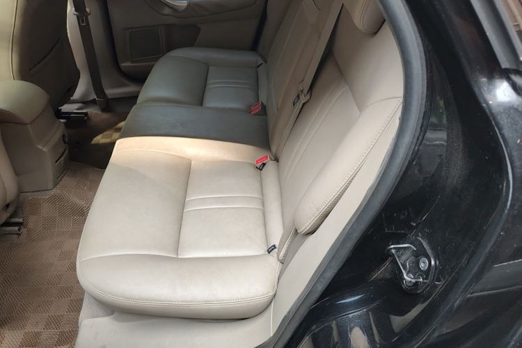 Used Ford Mondeo 2011 2.0L GTDi 200 Fashion Edition Left Rear Seat