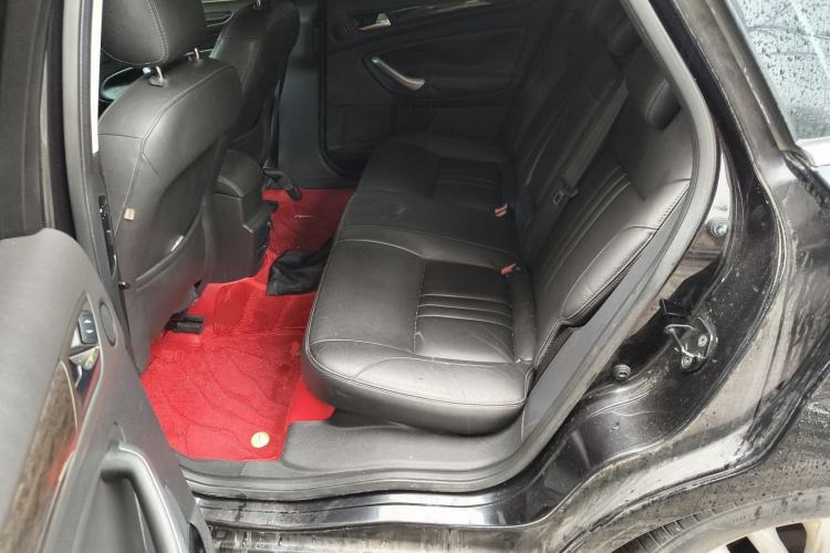 Used Ford Mondeo 2011 2.0L GTDi 200 Luxury Edition Left Rear Seat