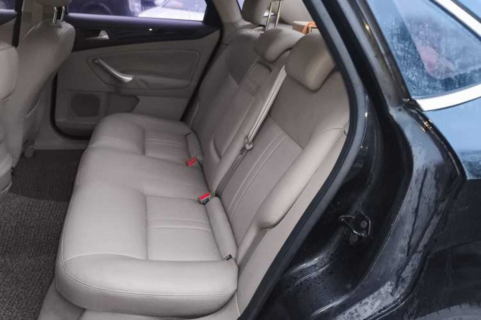 Used Ford Mondeo 2011 2.0L GTDi 200 Fashion Edition Left Rear Seat