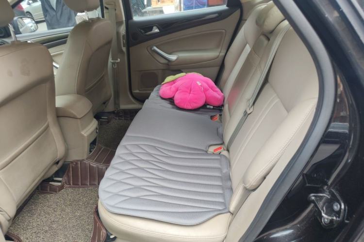 Used Ford Mondeo 2011 2.0L GTDi 200 Fashion Edition Left Rear Seat