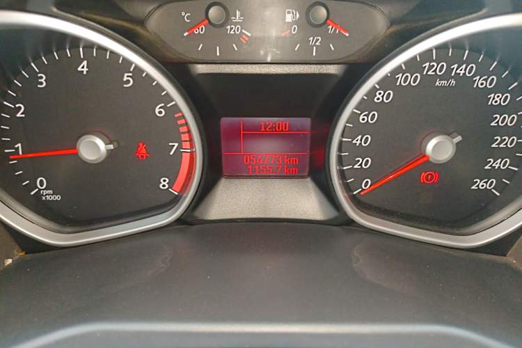 Used Ford Mondeo 2011 2.3L Fashion Edition Odometer Close Up