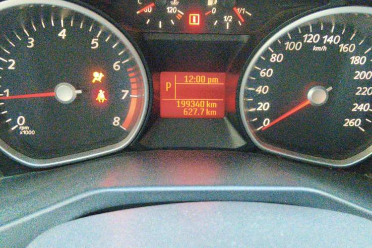 Used Ford Mondeo 2011 2.3L Fashion Edition Odometer Close Up
