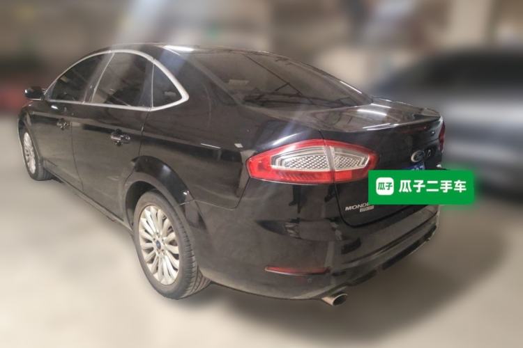 Used Ford Mondeo 2011 2.0L GTDi 200 Fashion Edition Rear Left 45 Deg