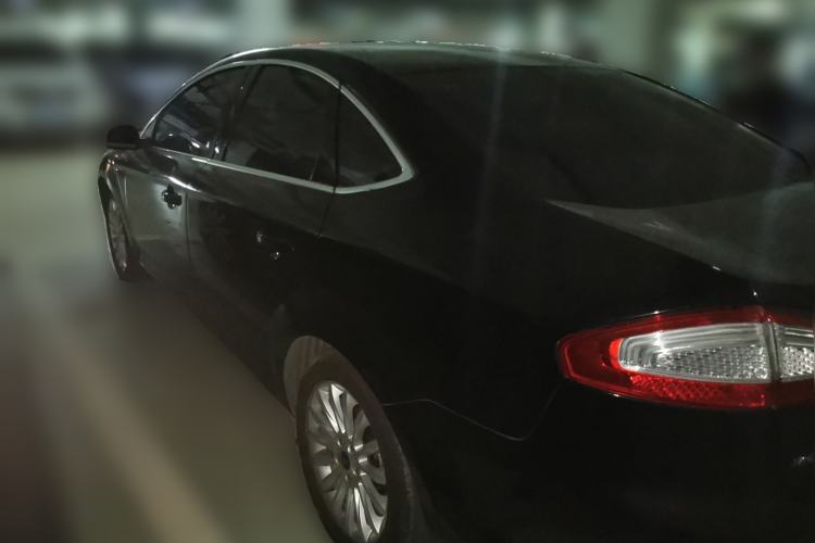 Used Ford Mondeo 2011 2.0L GTDi 200 Fashion Edition Rear Left 45 Deg
