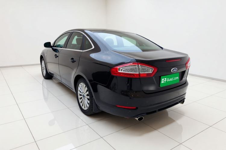 Used Ford Mondeo 2011 2.0L GTDi 200 Fashion Edition Rear Left 45 Deg