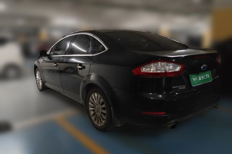 Used Ford Mondeo 2011 2.0L GTDi 200 Fashion Edition Rear Left 45 Deg
