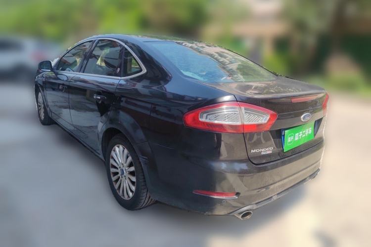 Used Ford Mondeo 2011 2.0L GTDi240 Ultimate Edition Rear Left 45 Deg